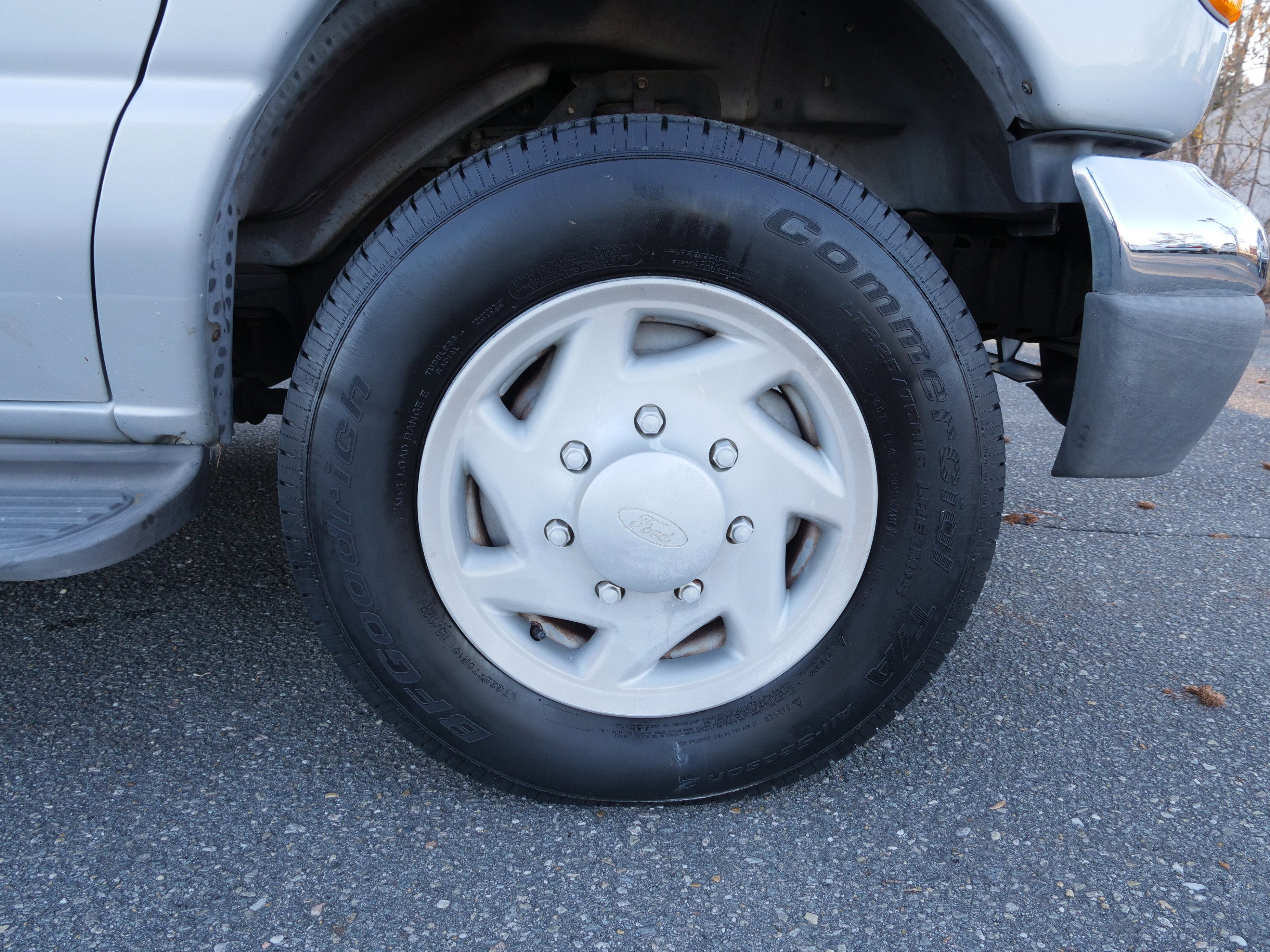 2007 Ford Econoline Wagon Base