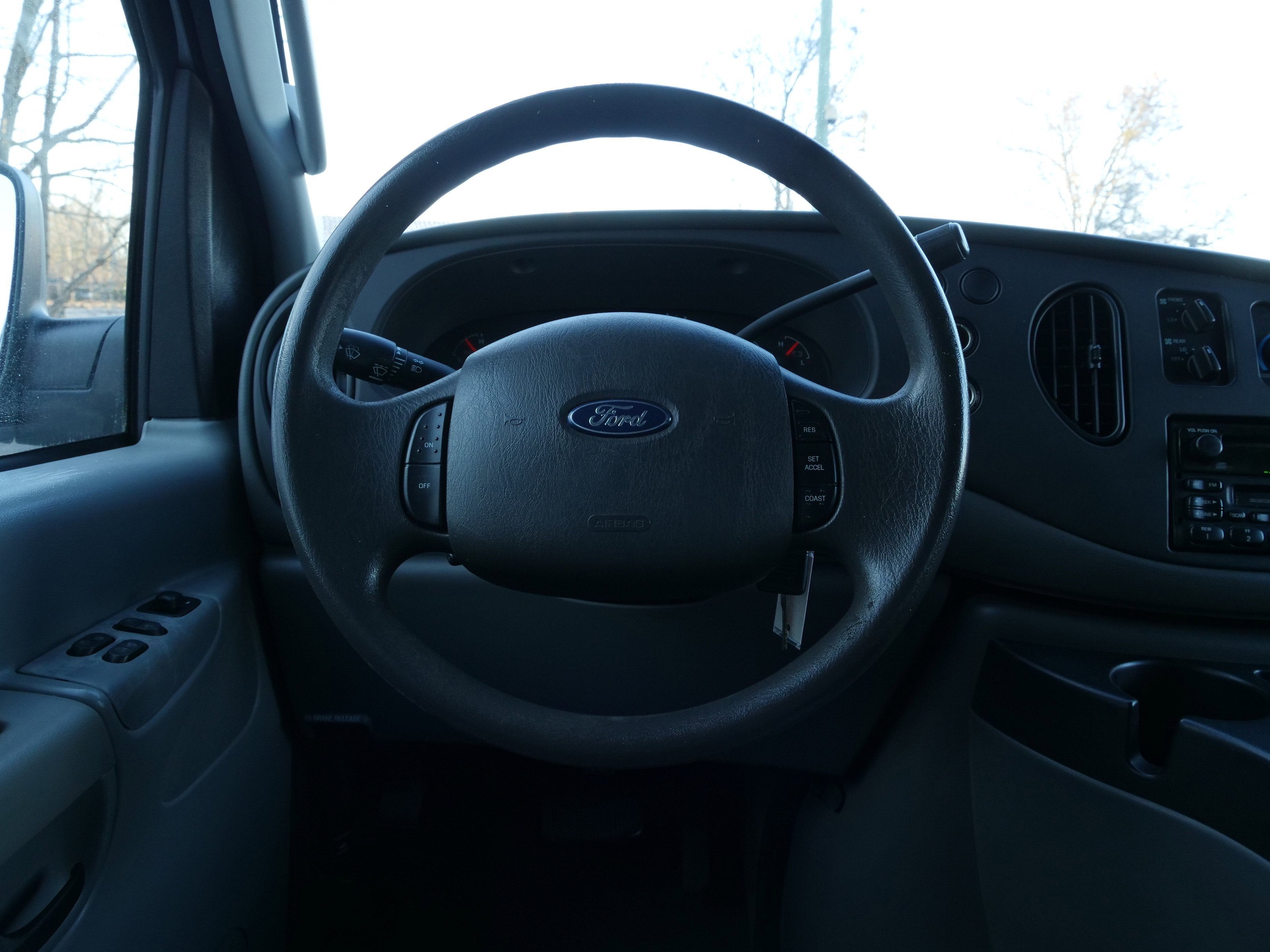 2007 Ford Econoline Wagon Base