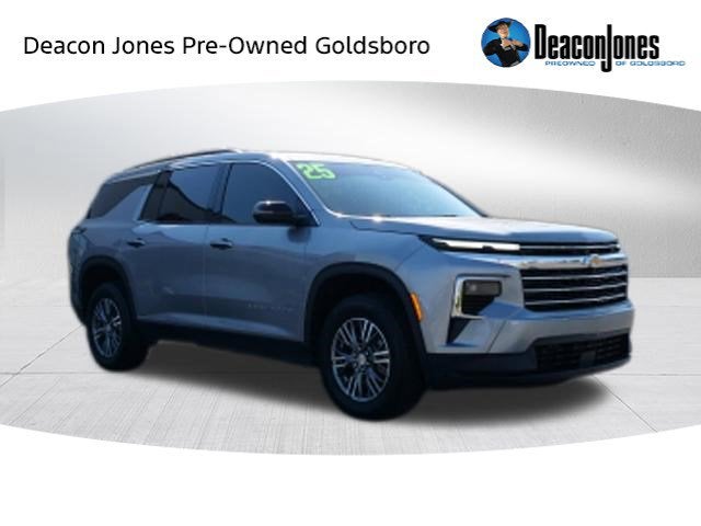 2025 Chevrolet Traverse FWD LT