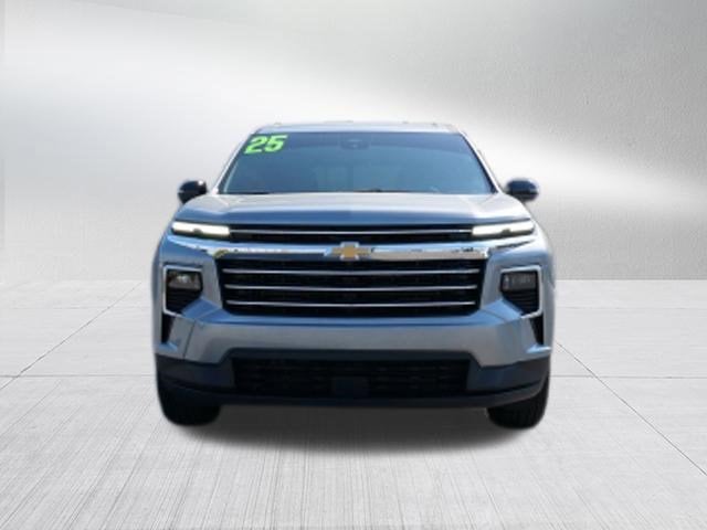 2025 Chevrolet Traverse FWD LT