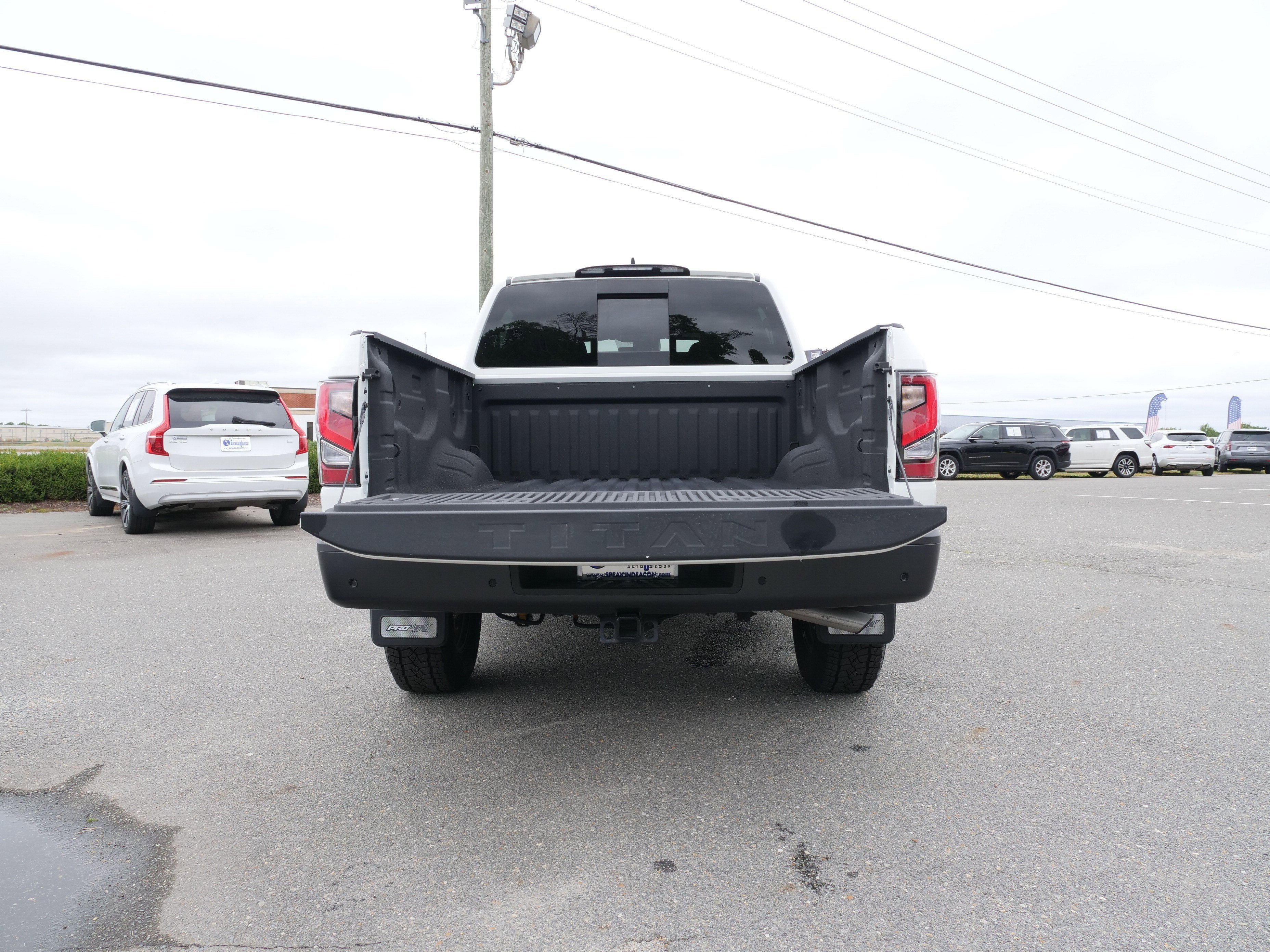 2024 Nissan Titan PRO-4X