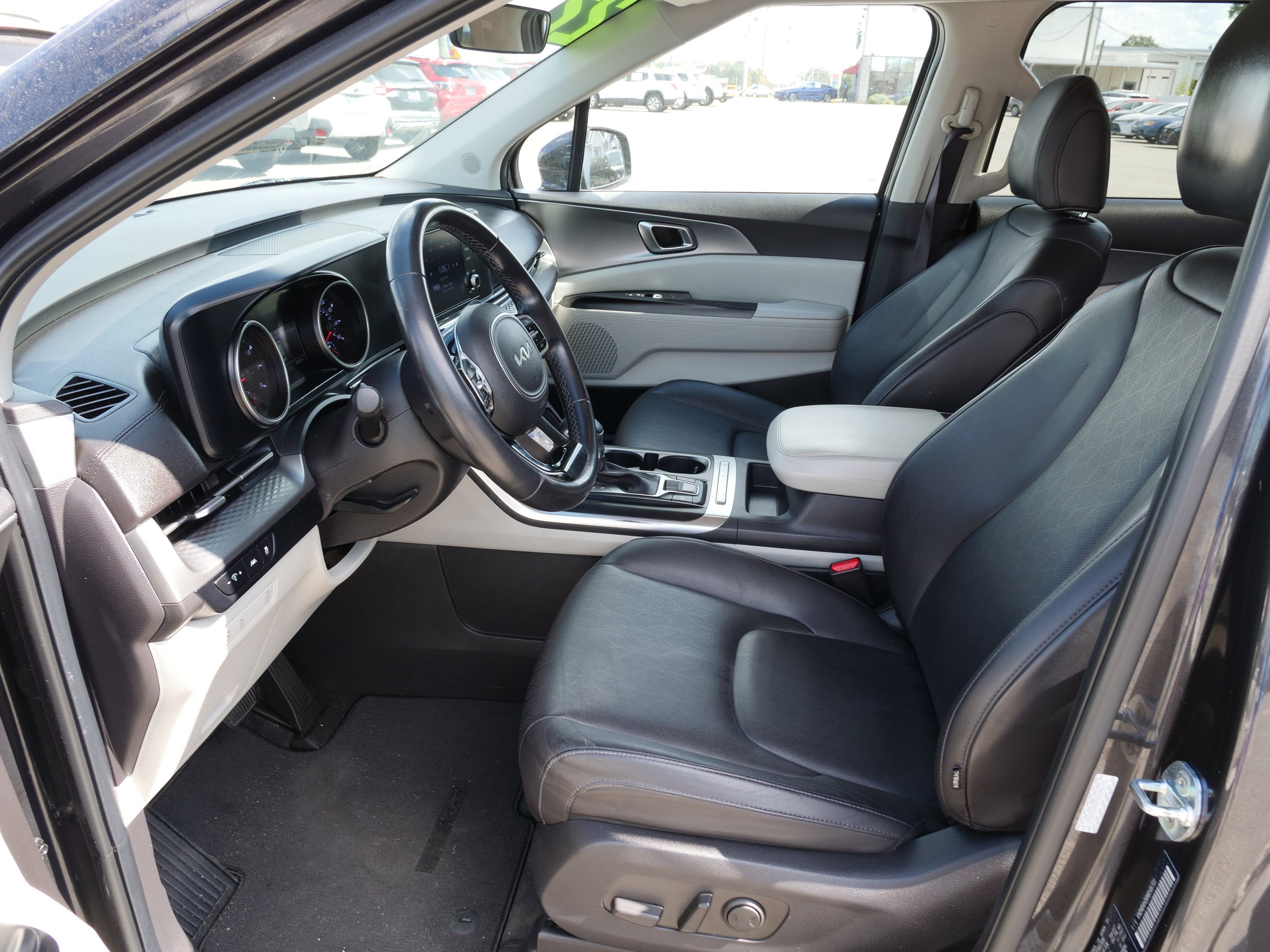 2022 Kia Carnival LXS