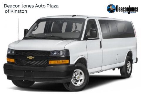 2025 Chevrolet Express Passenger 1LT