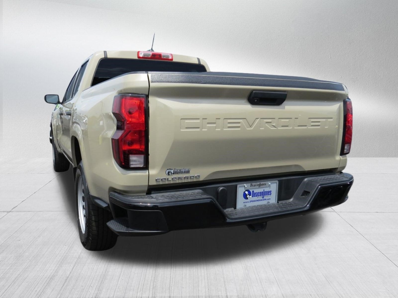 2023 Chevrolet Colorado WT