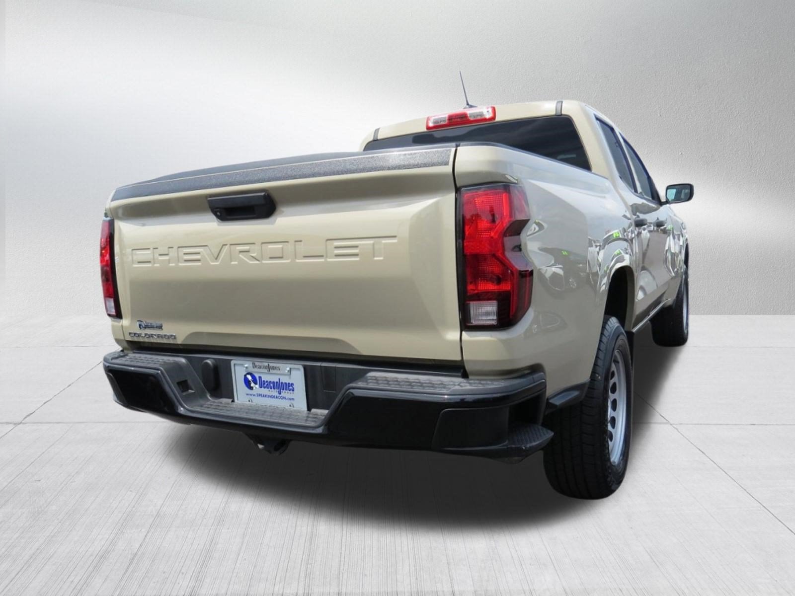 2023 Chevrolet Colorado WT