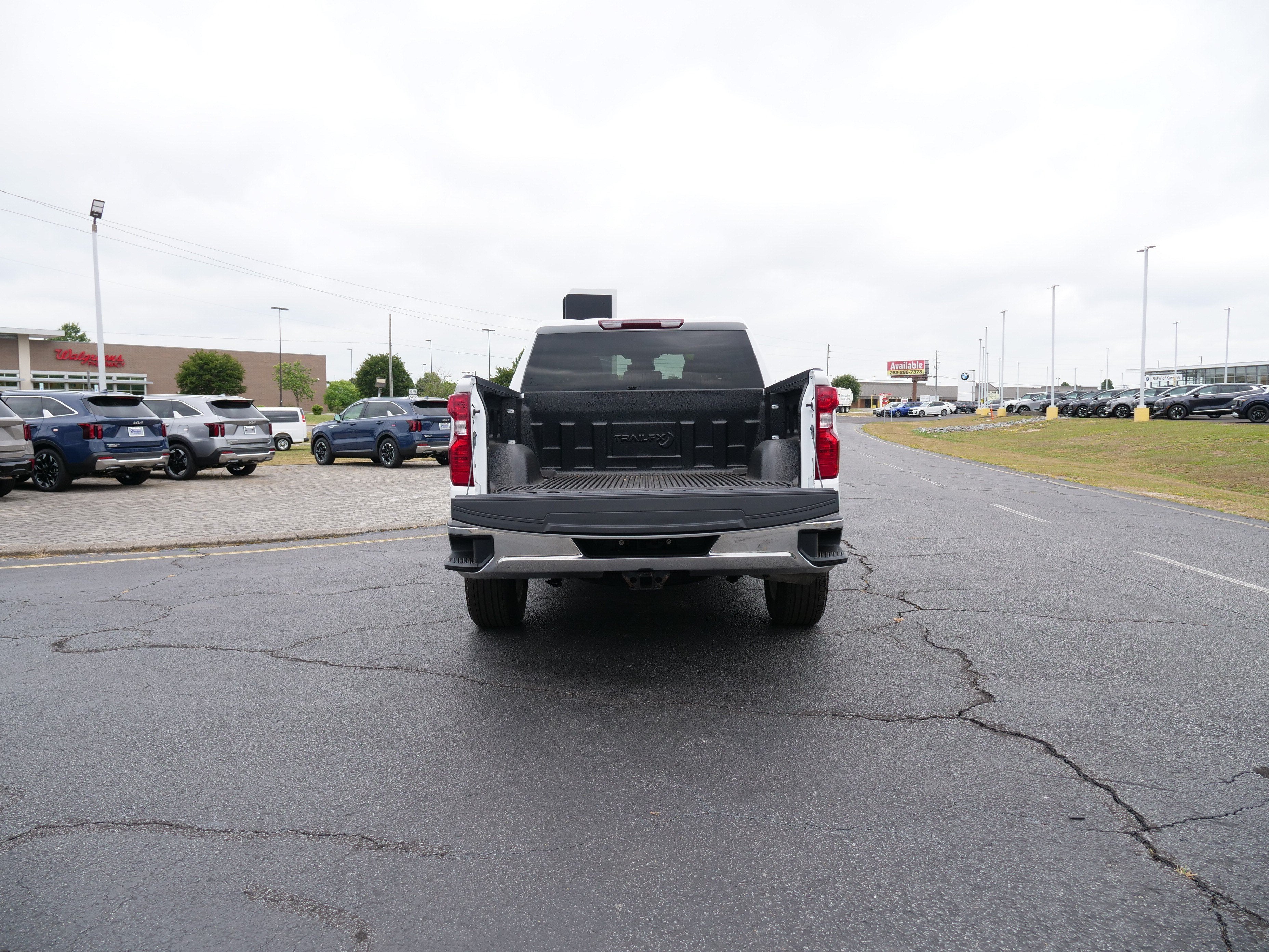 2023 Chevrolet Silverado 1500 LT (2FL)