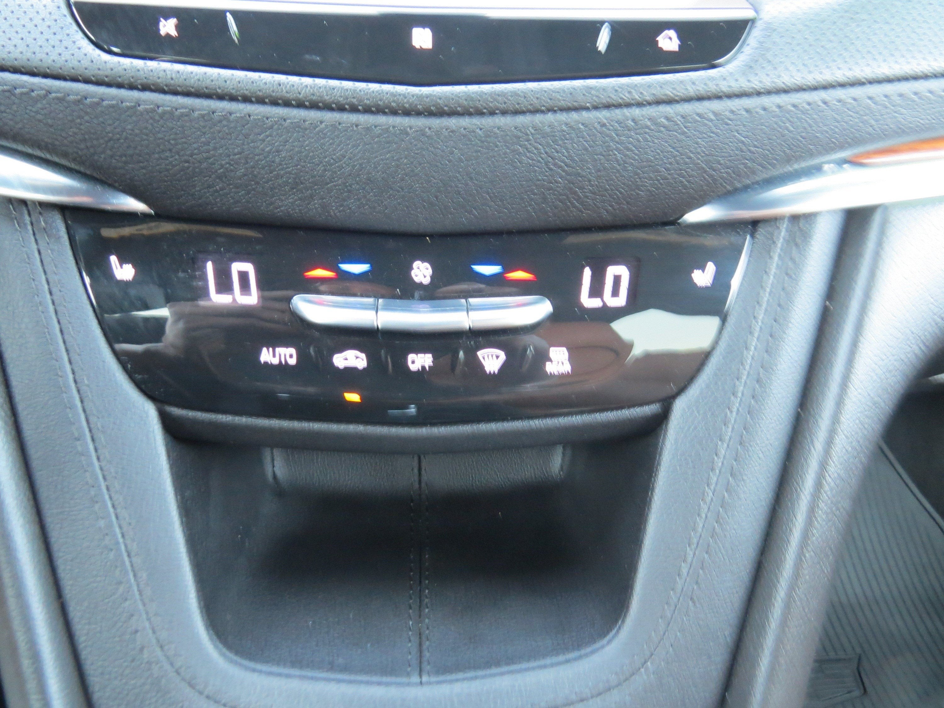 2020 Cadillac XT5 Premium Luxury FWD