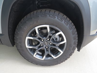2027 Chevrolet Equinox ACTIV