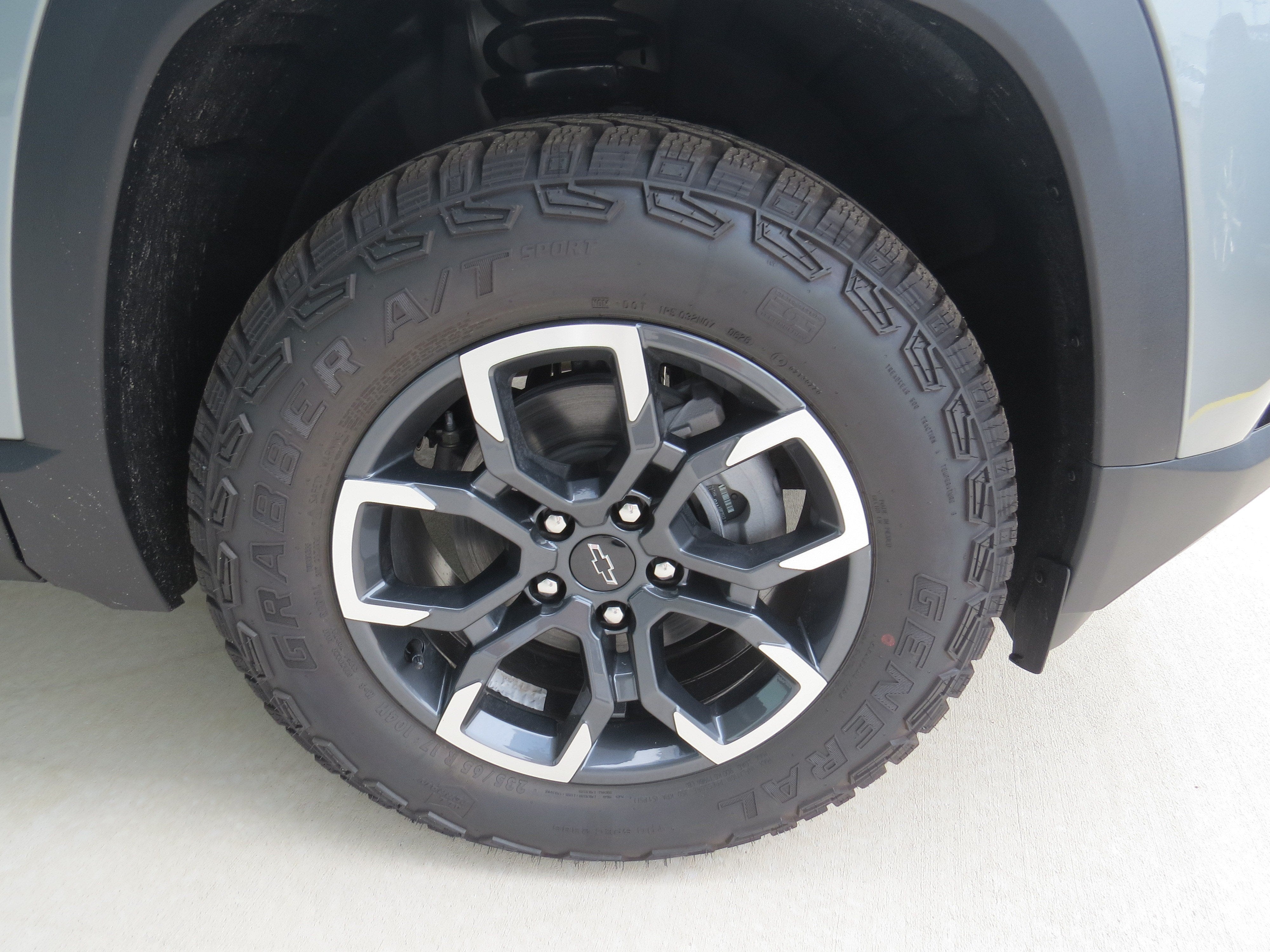 2027 Chevrolet Equinox ACTIV