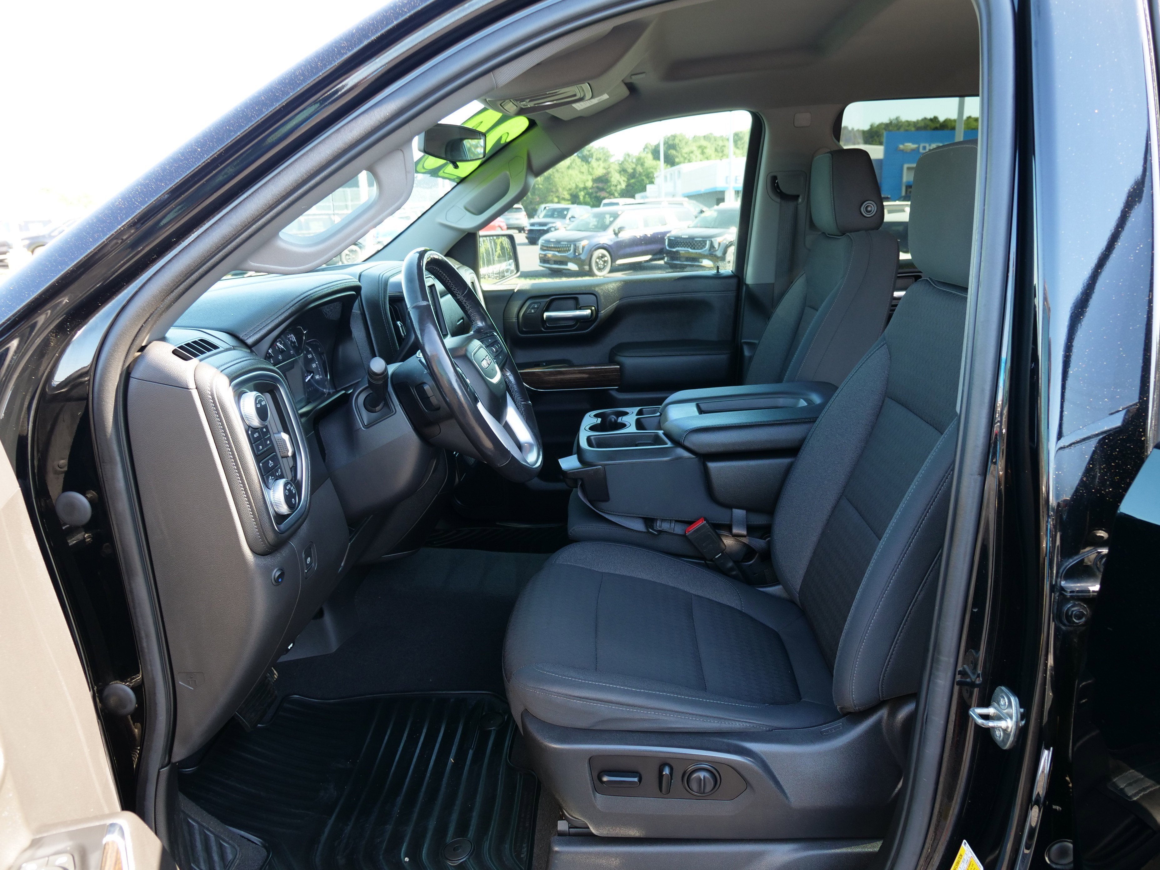 2020 GMC Sierra 1500 SLE