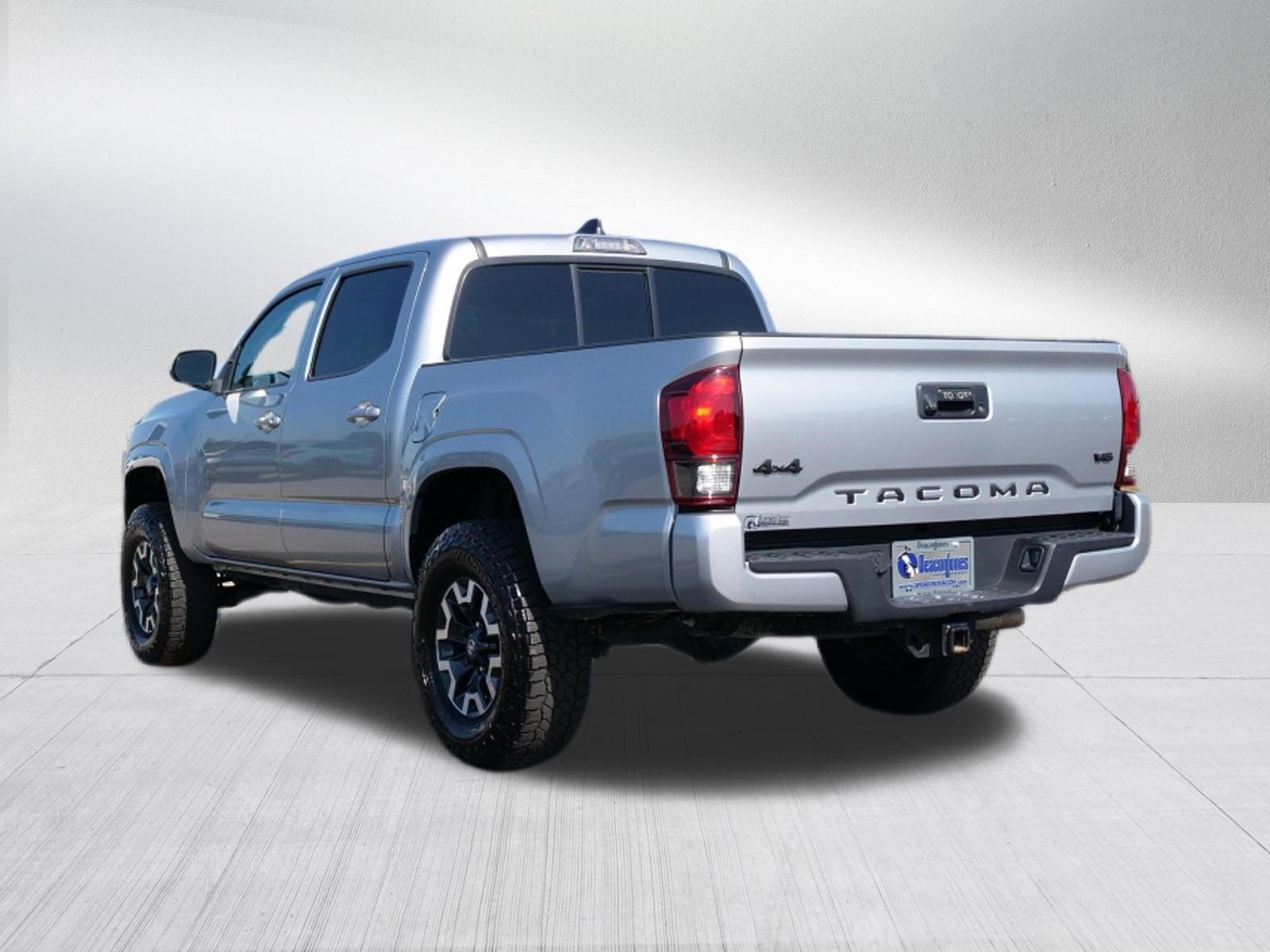 2022 Toyota Tacoma 4WD SR