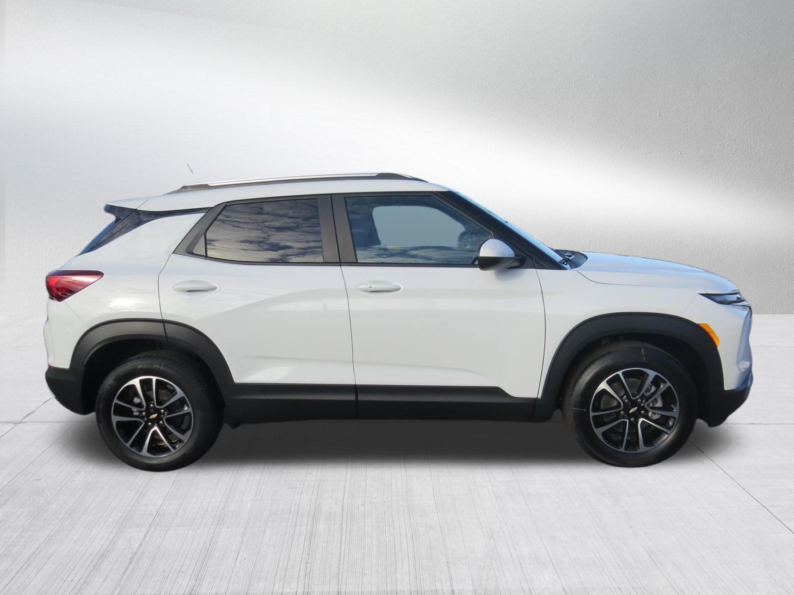 2026 Chevrolet Trailblazer LT - Photo 2