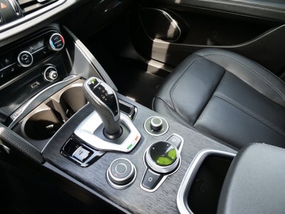 2023 Alfa Romeo Stelvio Sprint